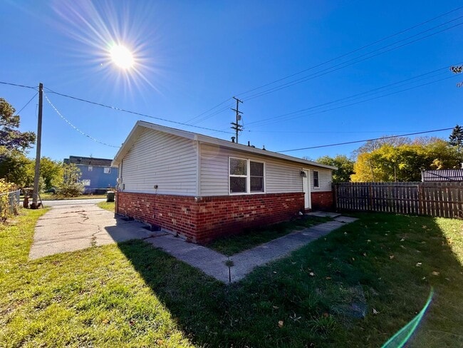 Photo - Three Bedroom Ranch-Style Home in Muskegon