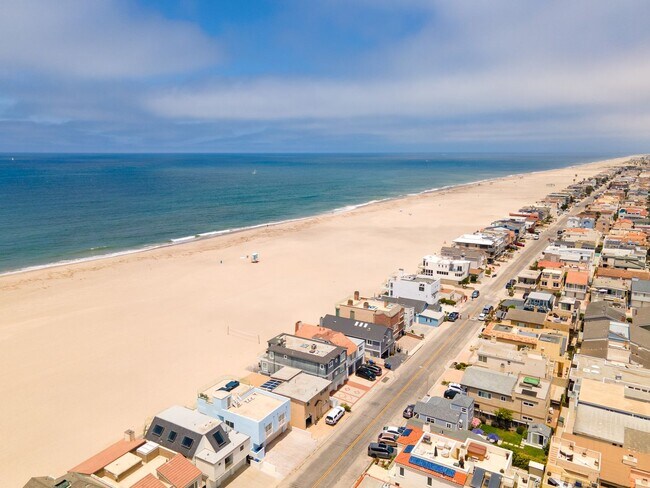 Photo - 3525 Ocean Dr