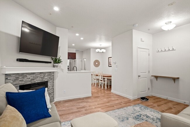 Photo - 2-bedroom/2.5-bathroom Townhouse, in the heart of Arbor Villebois