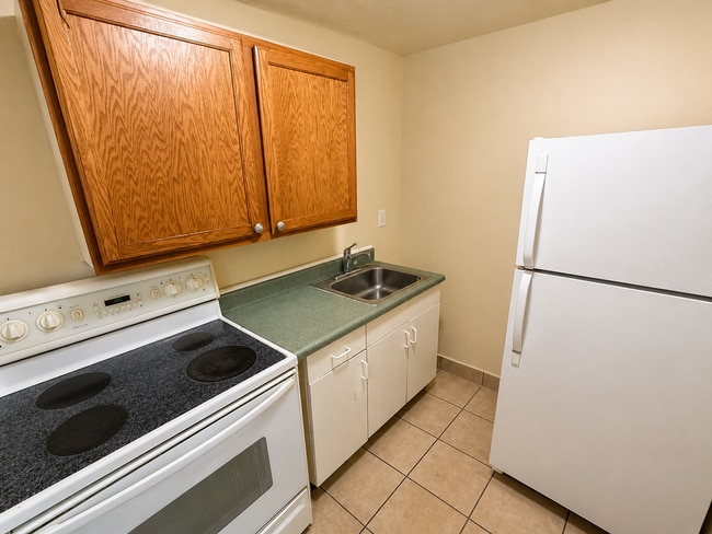 Photo - 1379 W 900 S Unit B 2