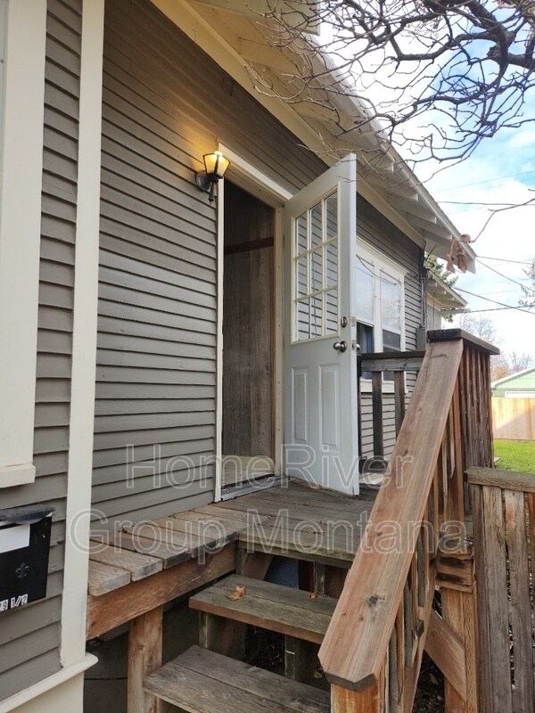 Photo - 529 1/2 Brooks St