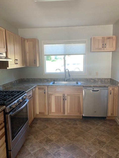Photo - 2020 Highland Ave