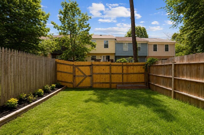 Photo - 14819 Smethwick Pl