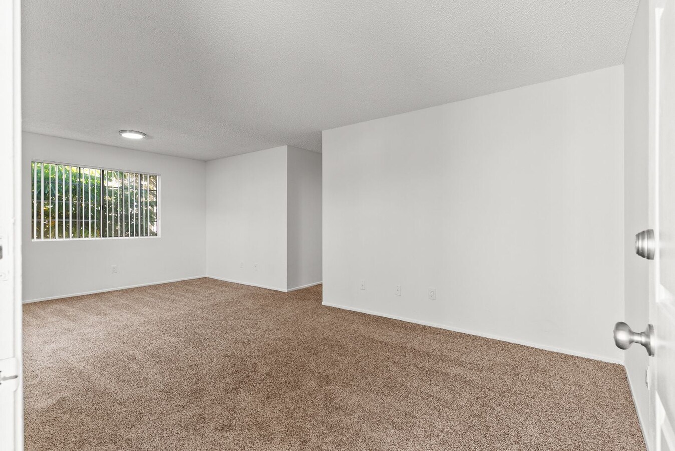 Photo - 1075 Loma Ave