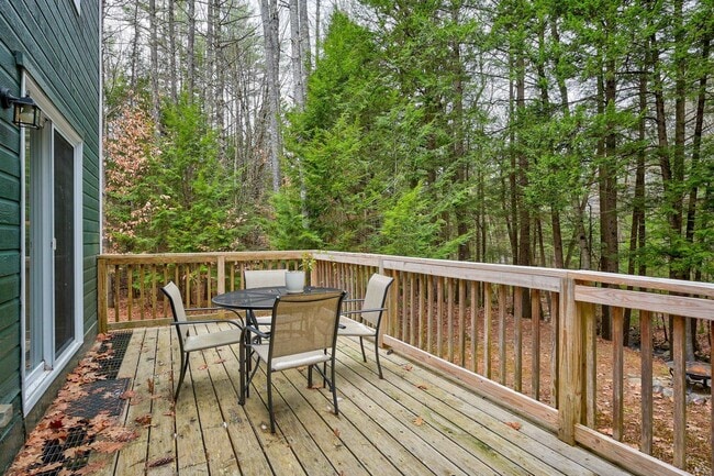 Photo - 28 Grachen Dr