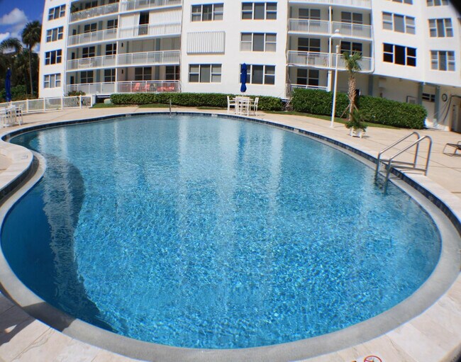 Photo - 201 N Ocean Blvd Unit 902