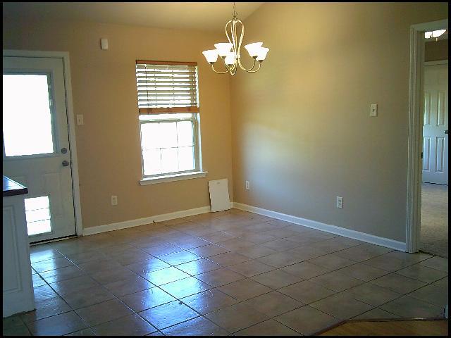 Photo - 100 Corbin Cir