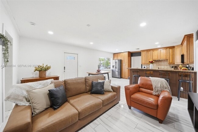 Photo - 2202 NW 61st Pl