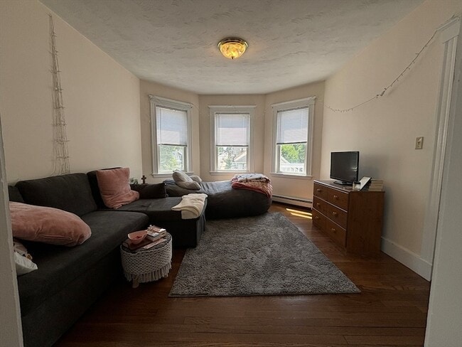 Photo - 109 Birch St Unidad 3