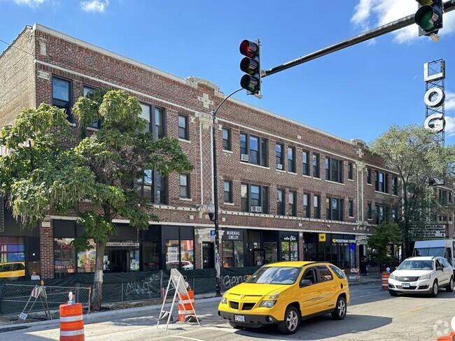 Building Photo - 2636 N Milwaukee Ave Unit 9Q Rental