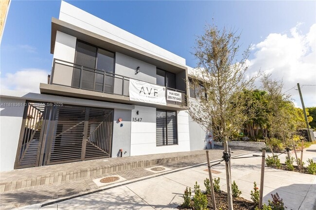 Photo - 1547 NW 2nd St Condo Unit 101