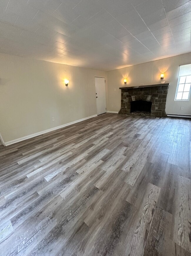 4323 Clairton Blvd