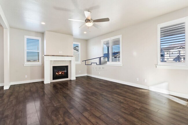 Photo - 369 Clark Cir