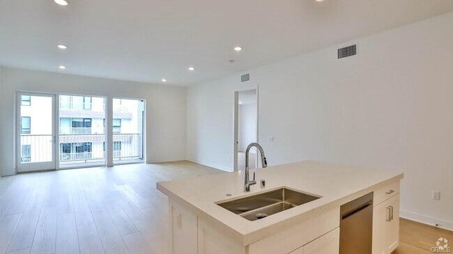Building Photo - 2606 Rivington Rental