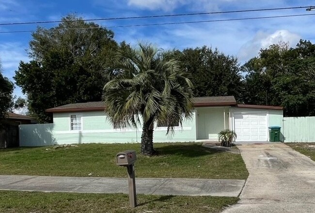 4 Bedroom 2 Bath Home in Deltona - 4 Bedroom 2 Bath Home in Deltona