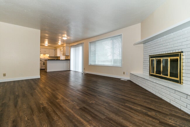 3-Bedroom, 2-Bath Duplex - Amazing Views o... - 3-Bedroom, 2-Bath Duplex - Amazing Views o... House