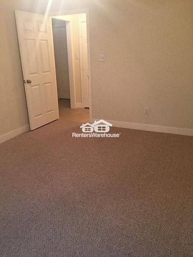 Photo - 4100 Blossom St