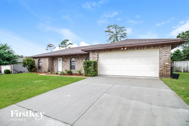 Photo - 836 Sylvia Dr