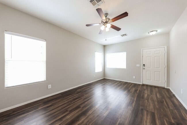 Photo - 13148 W Redfield Rd