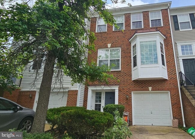 Photo - 43789 Virginia Manor Terrace Townhome