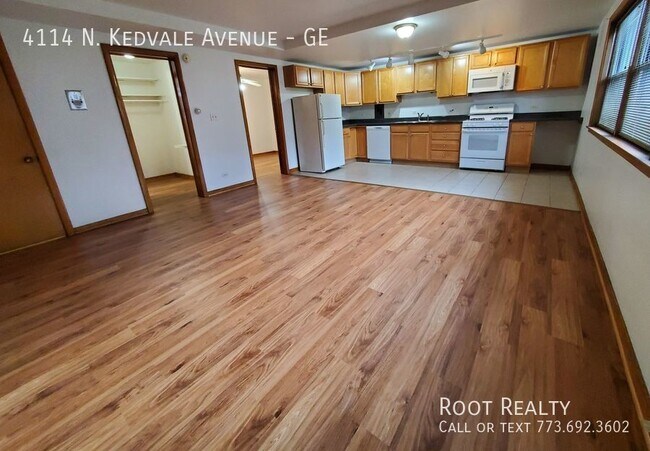 Photo - Old Irving Park – Garden-Level 1-Bdrm - Fr... Unit GE