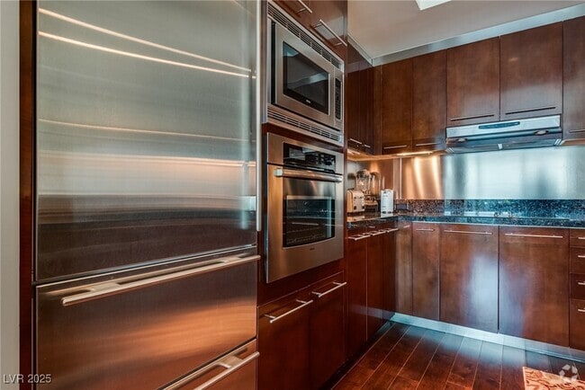 Building Photo - 2700 S Las Vegas Blvd Unit 3909 Rental
