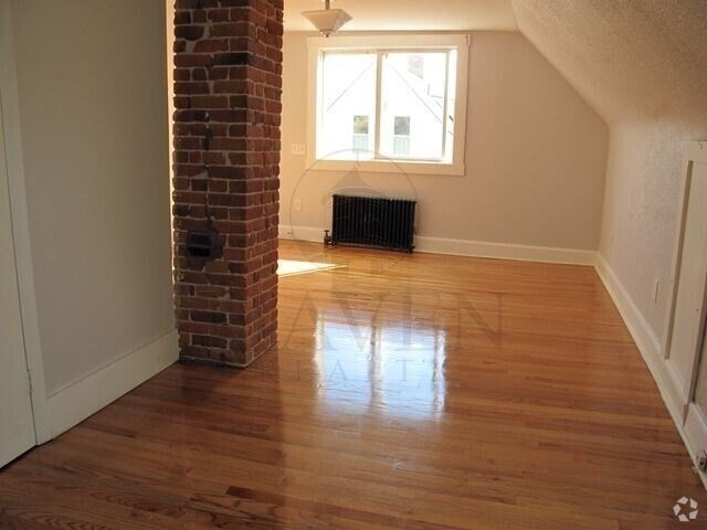 Building Photo - 25 Ellington Rd Unit #1 Rental