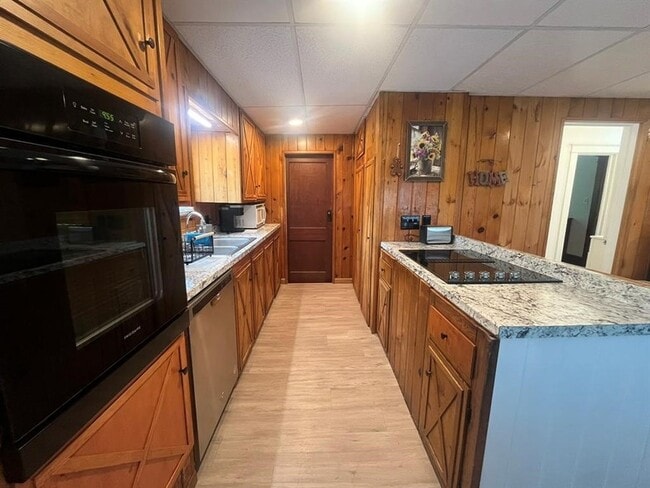 Photo - 45 Kattelville Rd