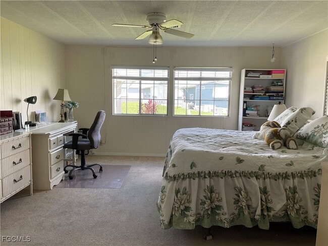 Photo - 566 Hogan Dr