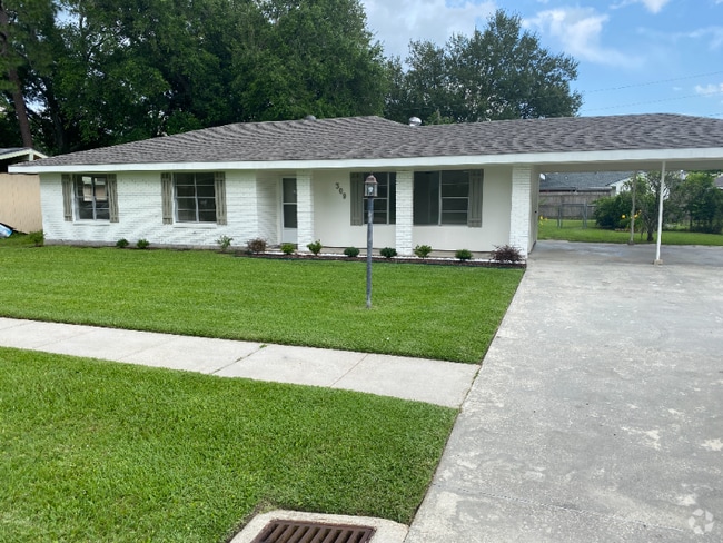 Building Photo - 309 S Wakefield Dr Rental