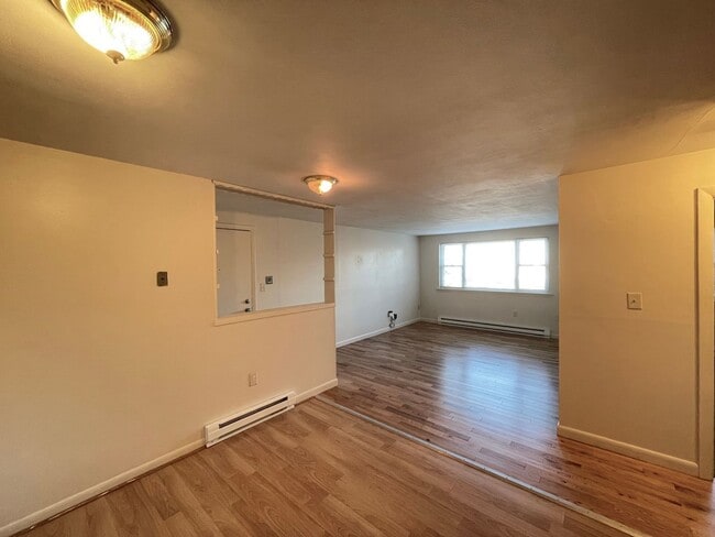 Photo - 183 Loudon Rd Unit Apartment 7