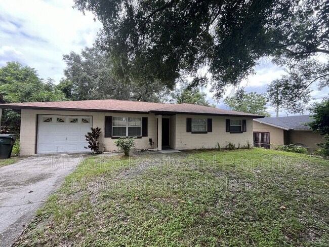 Photo - 1207 Robert King High Dr House
