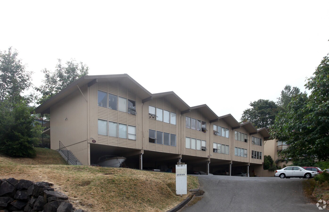 Photo - Chalet Apartments