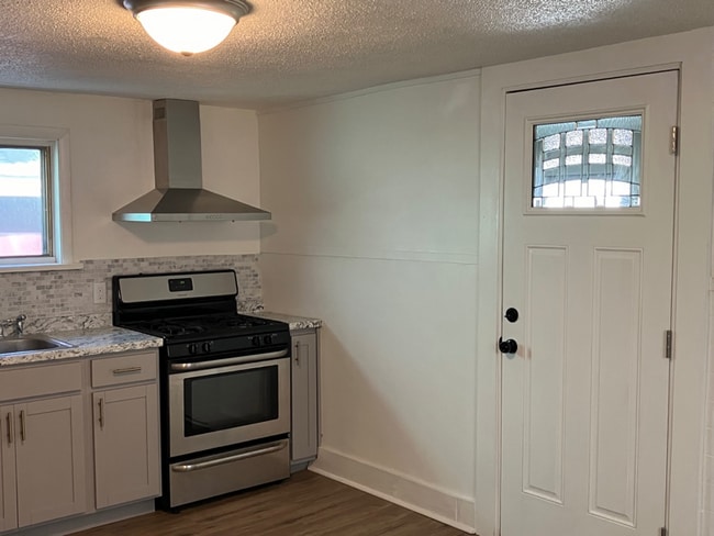 Photo - 1130 Blair Ave