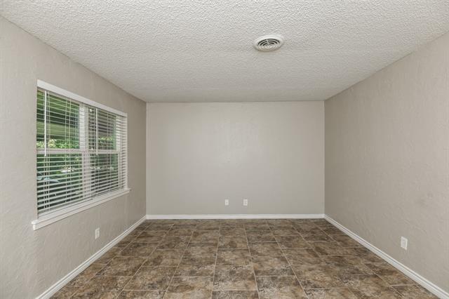 Photo - 405 S Judd St