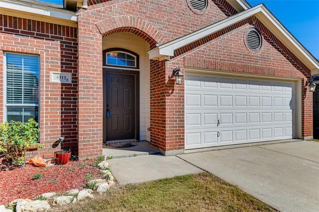 Photo - 4312 Summersweet Ln