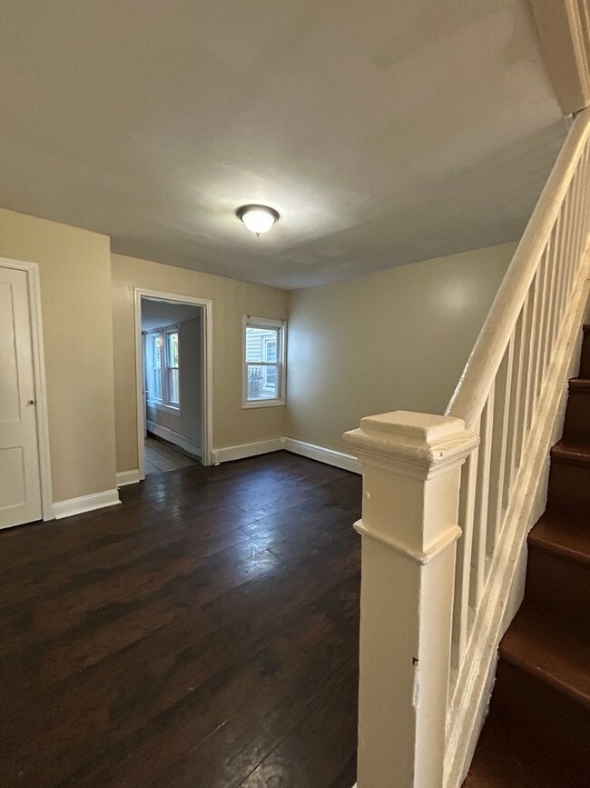 Photo - 102 E Federal St