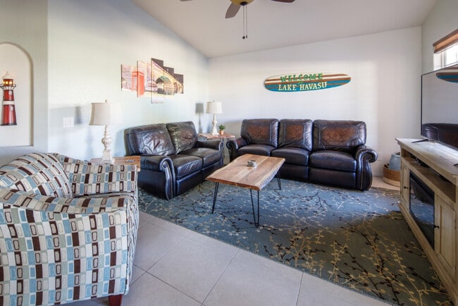 Building Photo - 470 Acoma Blvd S Unit ID1248171P Rental