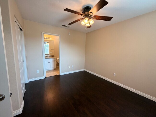 1831 Crimson Ct