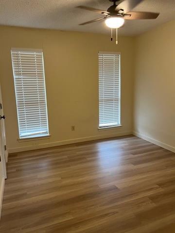 Photo - 705 Hartman St