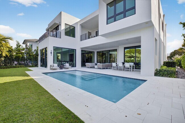 2232 Delray Rdg Ln