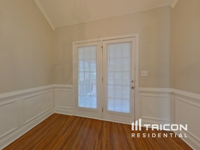 Photo - 162 Meadow Spring Ct