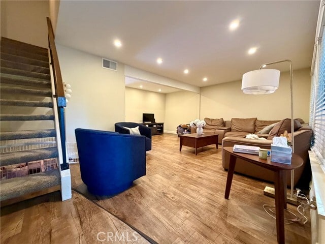 Photo - 618 Briarwood Ln