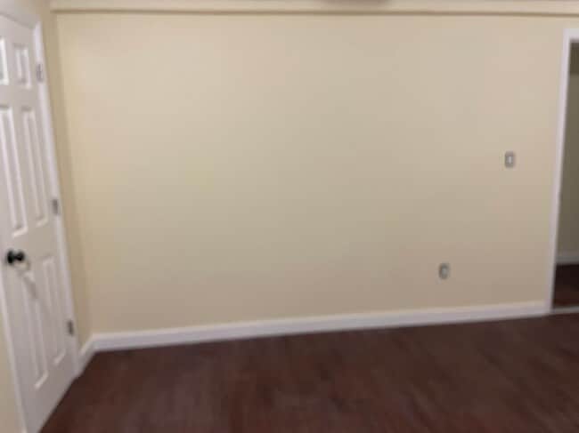 Photo - 441 Sunrise Highway North Service Rd