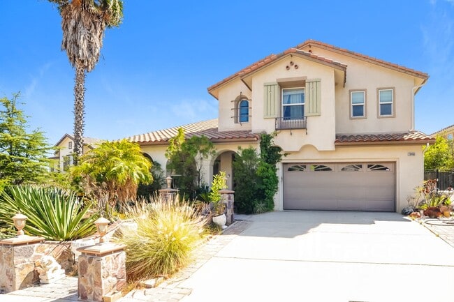 Building Photo - 28459 Falcon Crest Dr Rental
