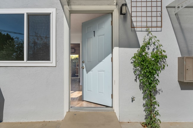 Photo - 1937 22nd St Unit 1