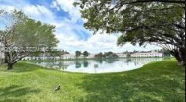 2930 SE 13th Ave Unit 204