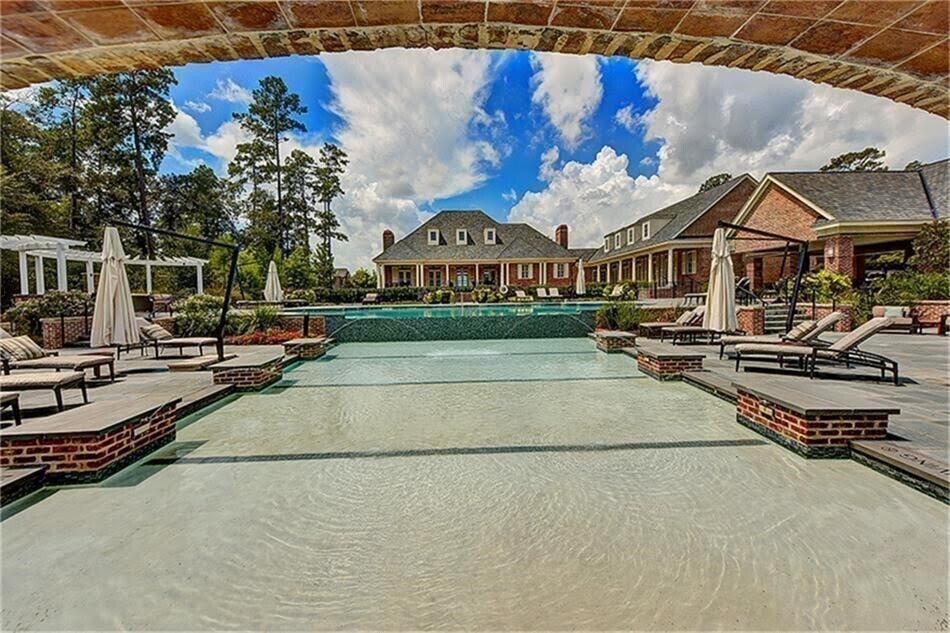 Photo - 190 W Breezy Way