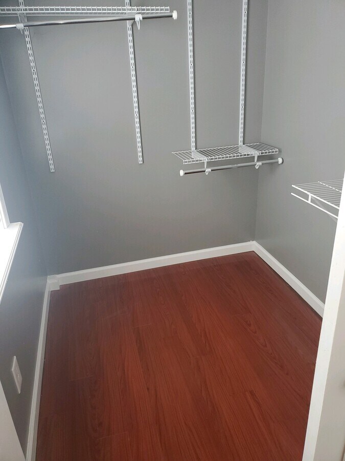closet - 1224 Whitesboro St Unit 1