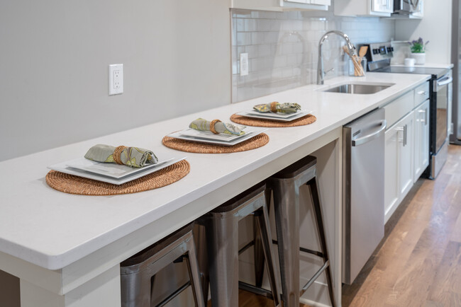 Photo - 612 4th St NW Townhome